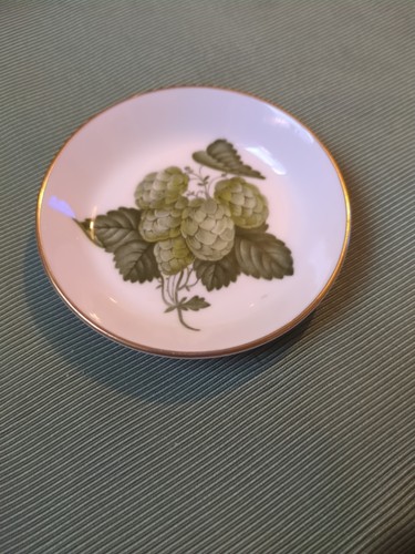 Royal worcester fine bone - royal,