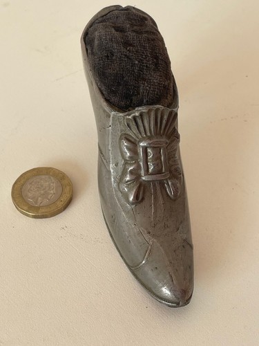 Vintage metal shoe pin - metal, cushion