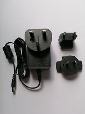 UK 5V Heartline HEEWPFM Foot