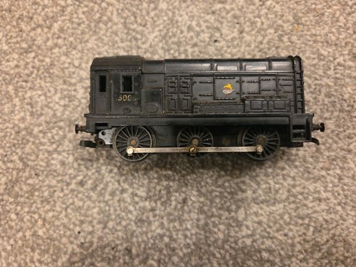 Triang r152 black 6 - r152,