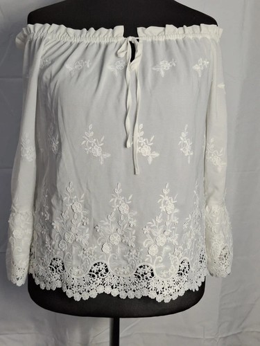 Lipsy london white - london,
