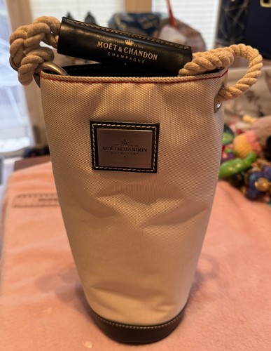 Moet chandon champagne - &,