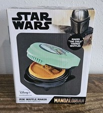 Star Wars Mandalorion Makes