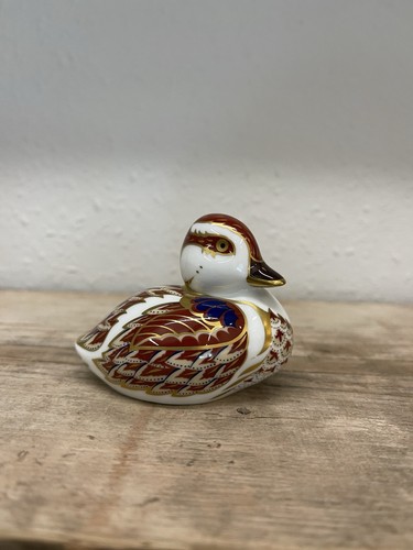 Royal crown derby swimming - royal,