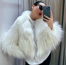 ZARA WHITE SHAGGY FAUX