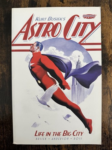 Homage astro city - astro, life