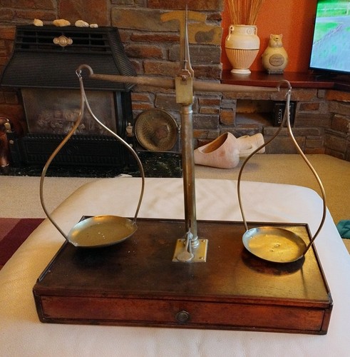 Apothecary scale circa 1900 - scale,