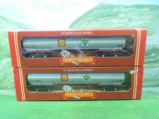 2 x Hornby R669 Shell BP 100T