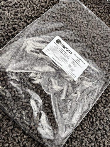 Premium sturgeon pellets - -,