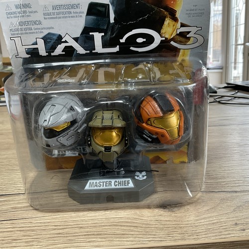 Halo mini helmets lot - halo,