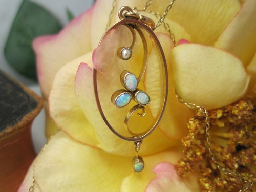 Antique victorian rose gold - rose,