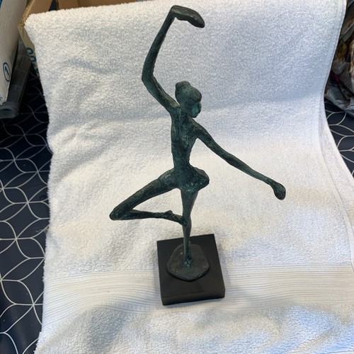 Grace brutalist bronze - brutalist,