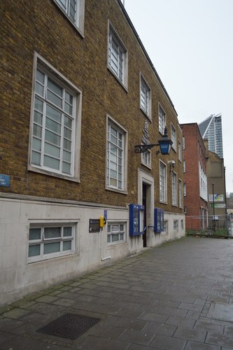 Photo 6x4 police station - police,