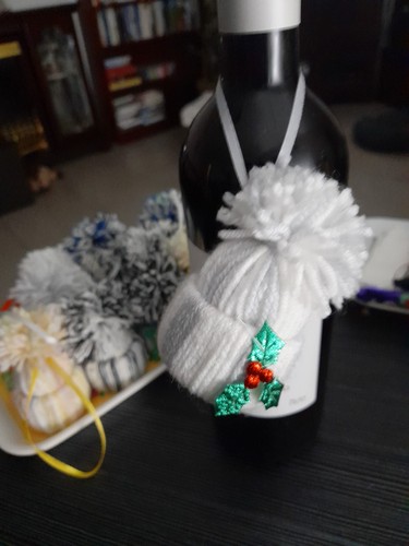 Christmas tree hanger gift - christmas,