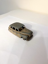 Dinky Toys Vintage 153 40E Standard Vanguard Brown Diecast Model Car