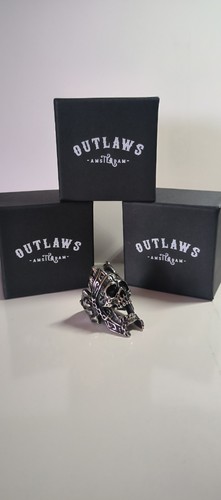 Ring the scream outlaws - "the,