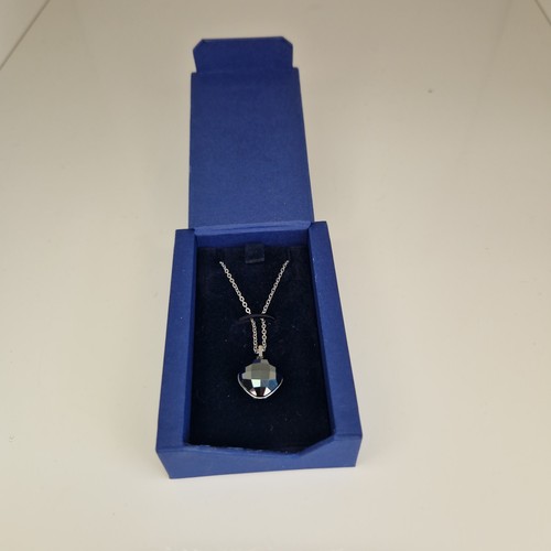Swarovski jet hematite - jet,