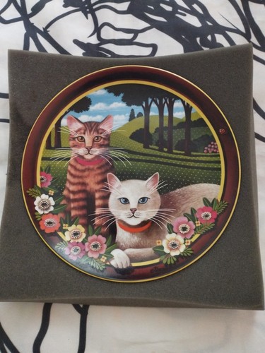 Decorative plate peaches and - peaches,