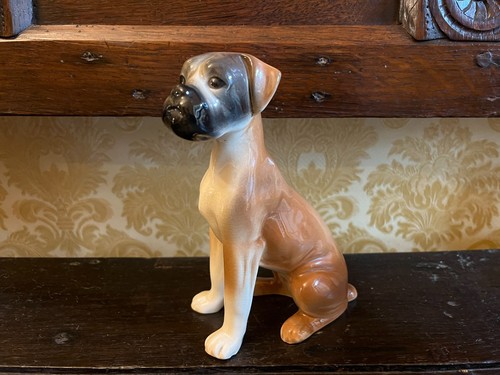 Sitting copper craft boxer - sitting,