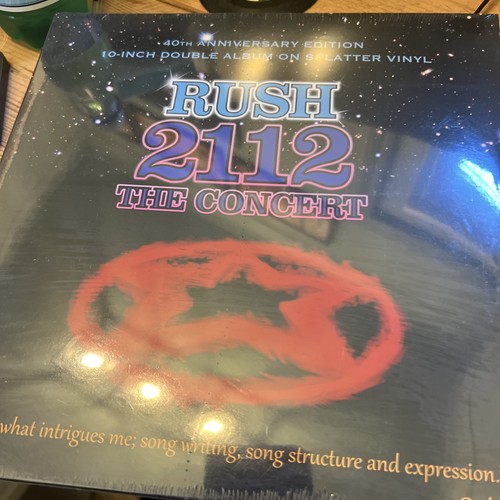 Rush 2112 concert legendary - in,