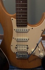 Yamaha Pacifica 112J in Yellow