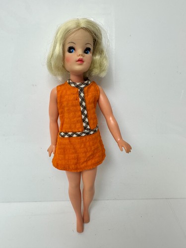 Vintage pedigree sindy doll - sindy,