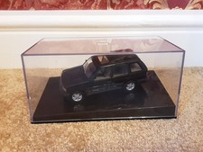 AutoArt Black Range Rover 4.6