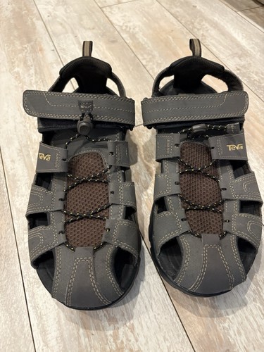 Teva mens size - 9, gray