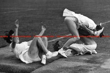 F007177 NFS Girls at Wembley