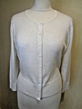 HOBBS WHITE BUTTON FRONT THREE