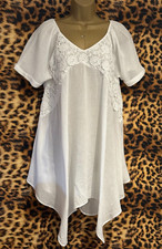 Monsoon White Lase Cotton