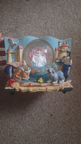 Ariel little mermaid snowglobe - ariel,