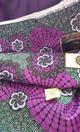 Lion brand purple green - lion, purple/green