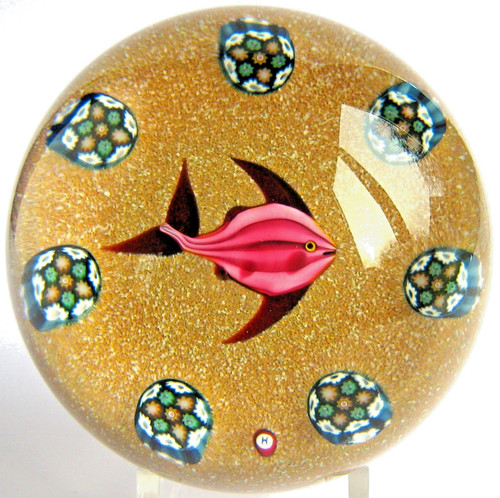 Paperweight paul - paperweight,