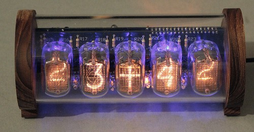 Tube nixie clock - 5-tube,