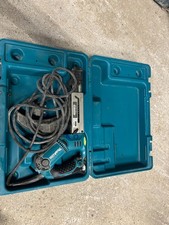 Makita 6844 240V  Auto-feed