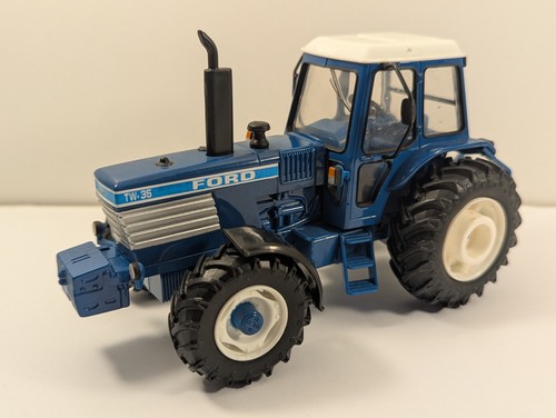 Britains ford tw35 - britains,