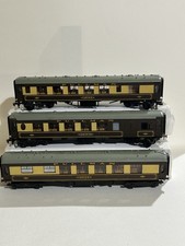 00 Gauge Hornby Dublo Pullman Coaches x 3 - Spare or Repairs