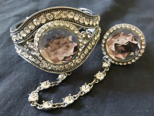 Vintage inspired crystal slave - vintage-inspired,