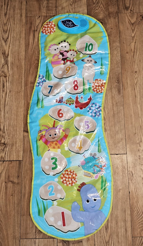 Cbeebies the night garden - the,