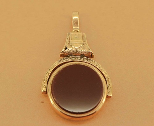 Victorian 9ct gold watch - 9ct,