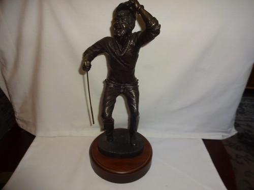 Large bronze resin golfer - large,