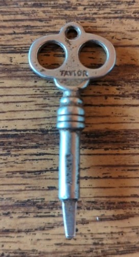 Vintage old singer sewing - singer,