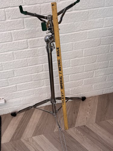Tom remote stand - tom, orchestral