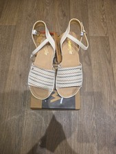 Women's Sandals