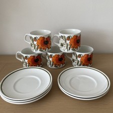 J & G Meakin  70’s retro Poppy tea Set Red, Orange Poppies cups & Saucers x5 