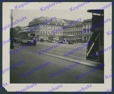O. Photo Pariser Platz Cars