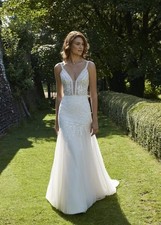 Jennifer Wren Romantica of Devon JW20535 Wedding Dress