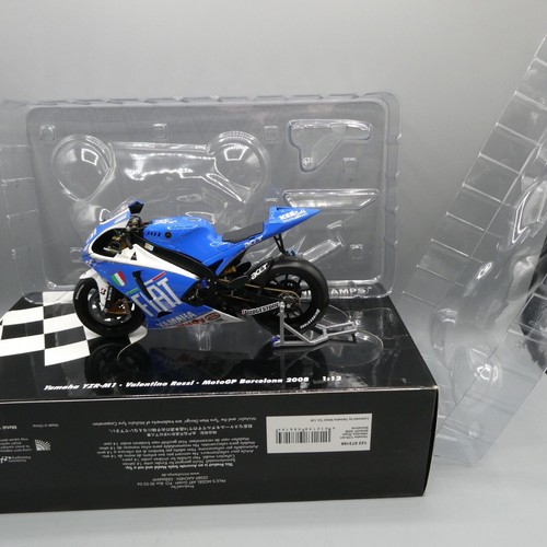 Minichamps rossi yamaha - minichamps,