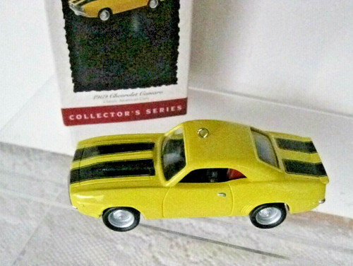 Hallmark keepsake ornament - keepsake,